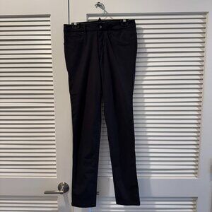 28/34 Black Lululemon ABC Slim pants